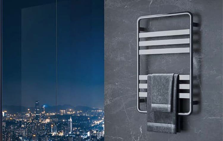 Upgrading-Dubai-Bathrooms-with-Digital-Towel-Warmers